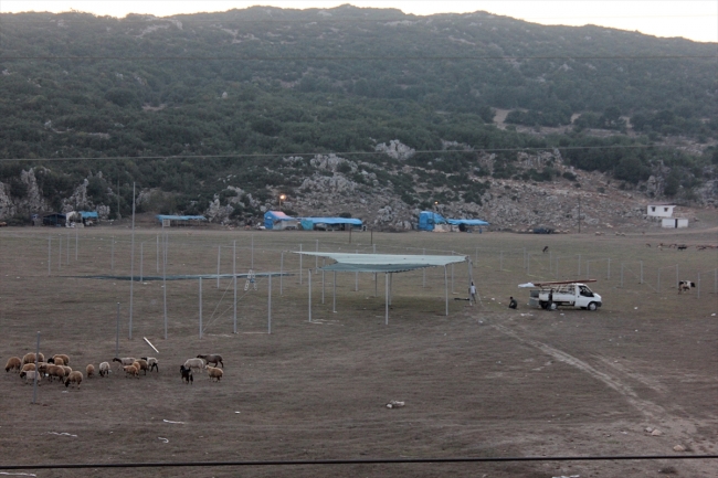 Hatay'a 11 bin 500 metrekarelik ay yıldız figürü inşa ediliyor